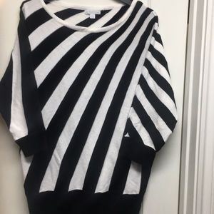 New York & Company 3/4 Sleeve Top